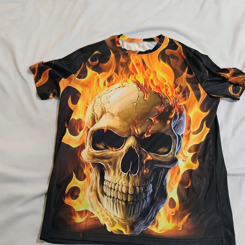 Men's Black Skull & Flame Graphic Short-Sleeve Tee